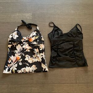 2 Athleta Tankinis Tops 🌺🌞👙🌊